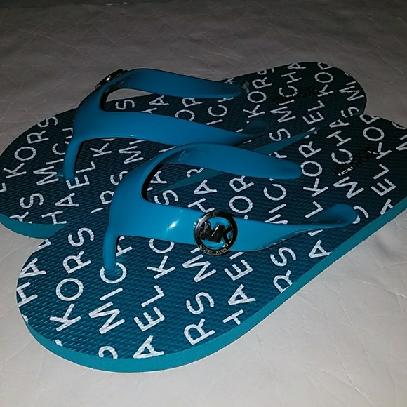 Michael kors girls flip flops  slippers - Picture 1 of 3